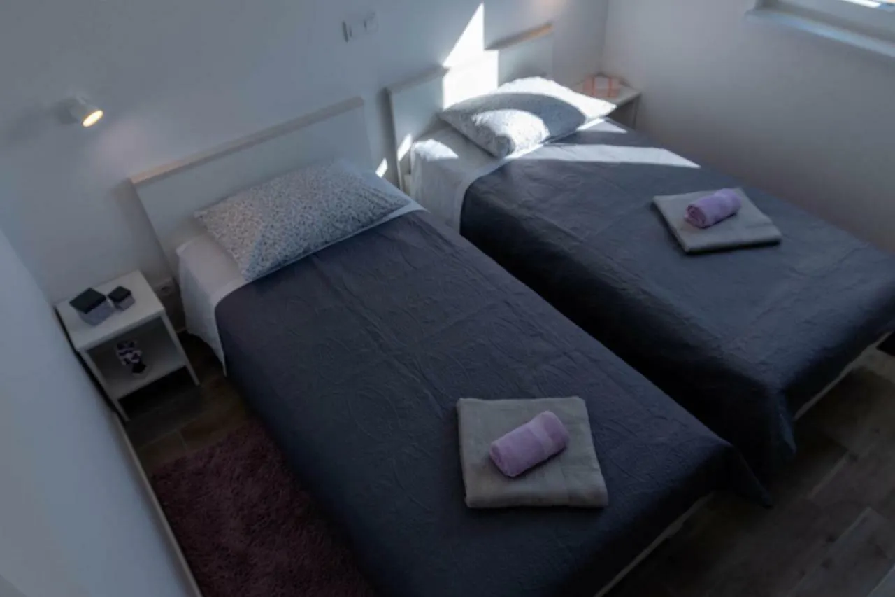 Sunrise Apartment Τρογκίρ 0*,  Κροατία
